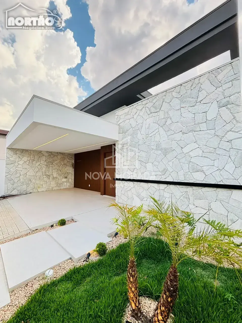 Casa, 4 quartos, 180 m² - Foto 1