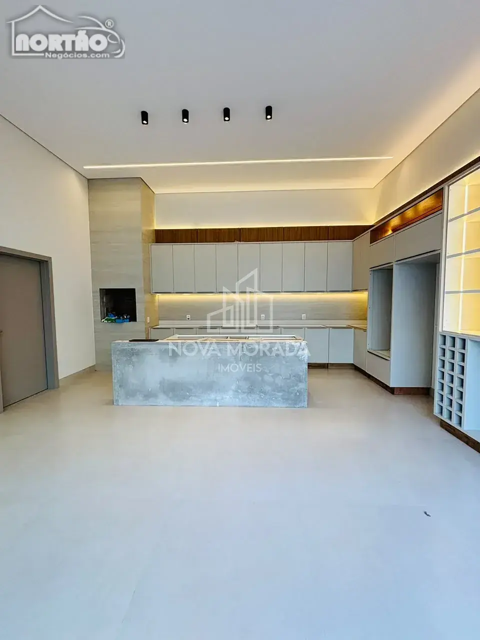 Casa, 4 quartos, 180 m² - Foto 4