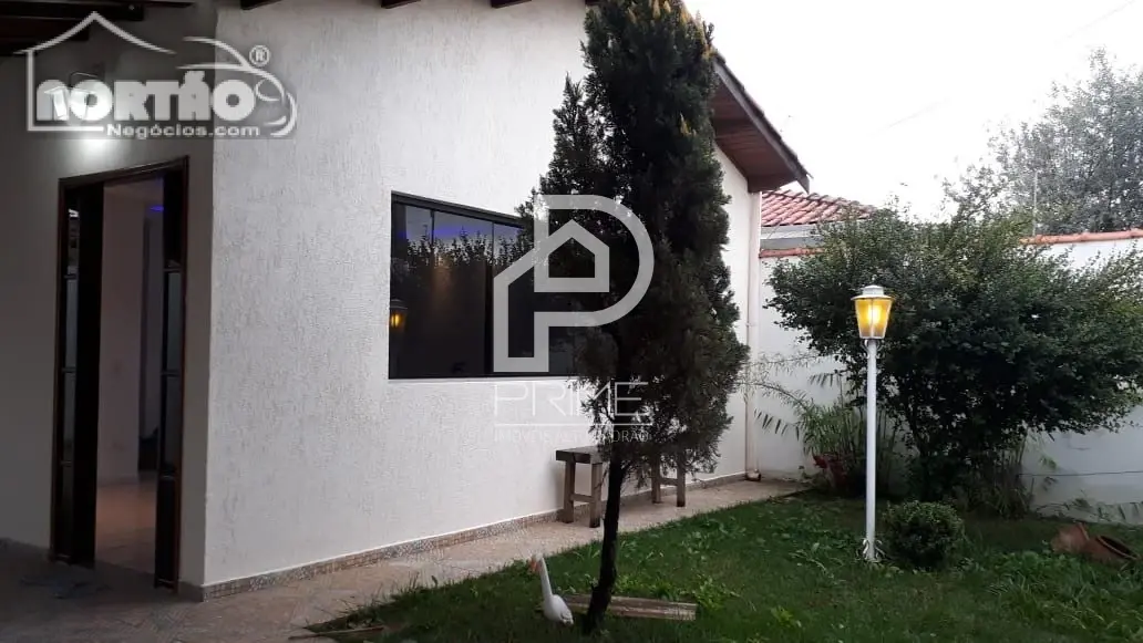 Casa, 3 quartos, 130 m² - Foto 3