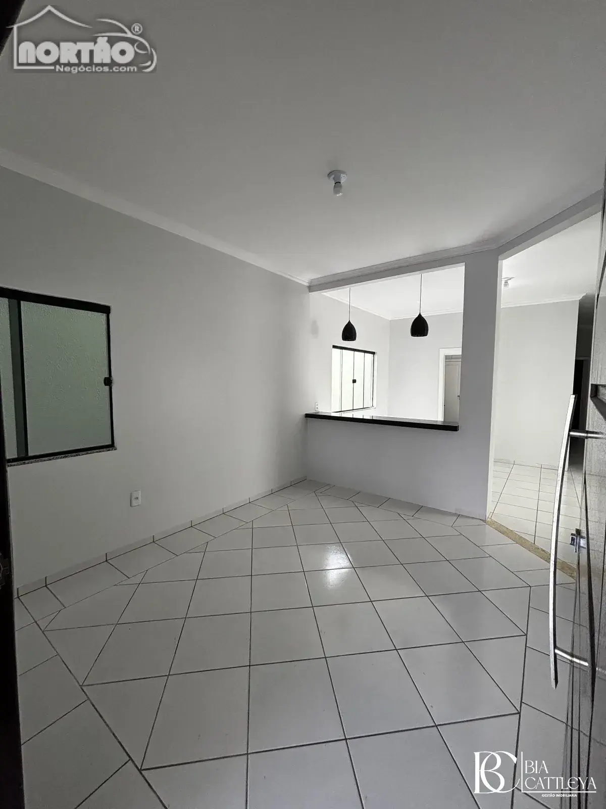 Casa, 3 quartos - Foto 2