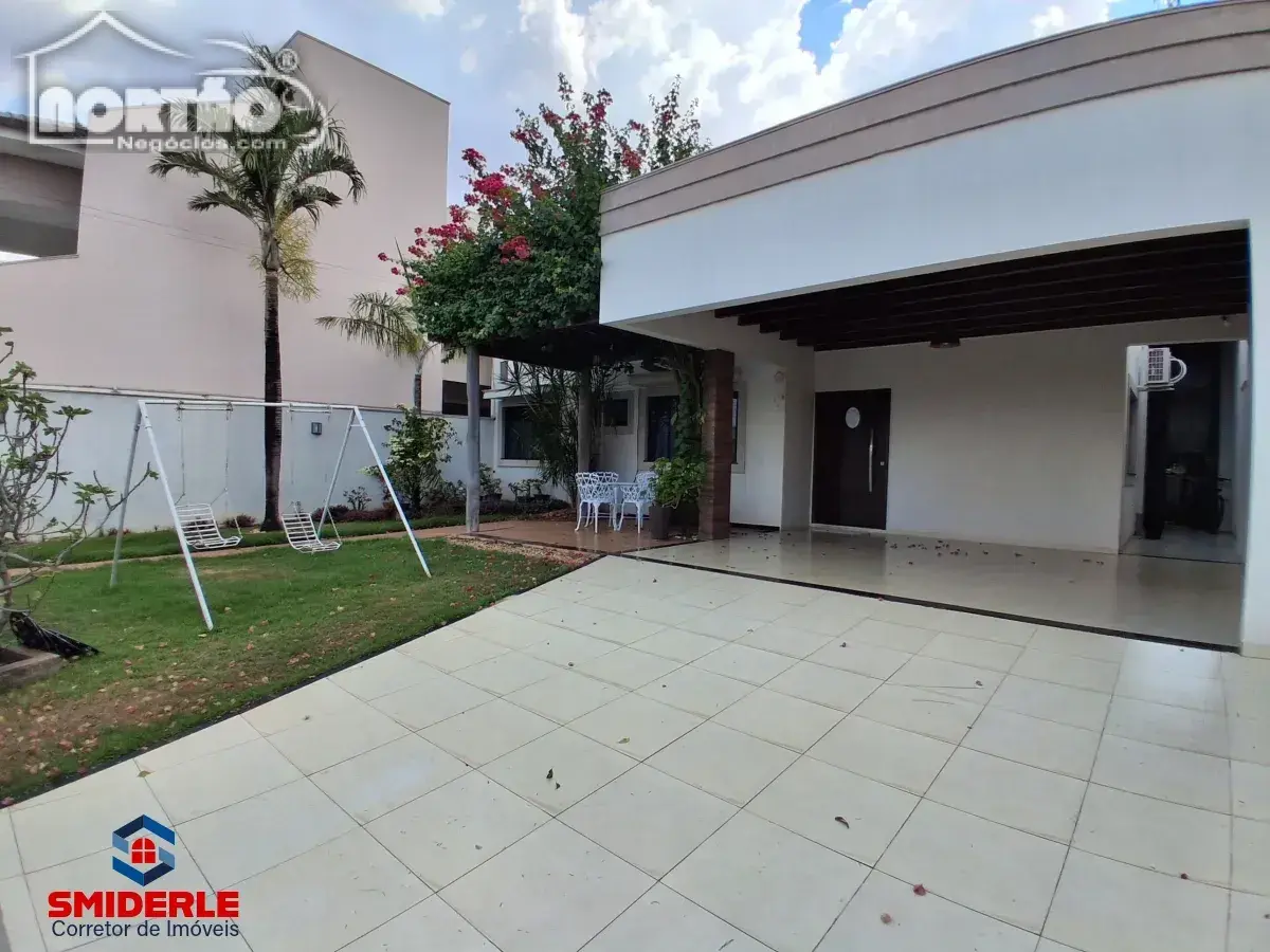 Casa, 5 quartos, 120 m² - Foto 2
