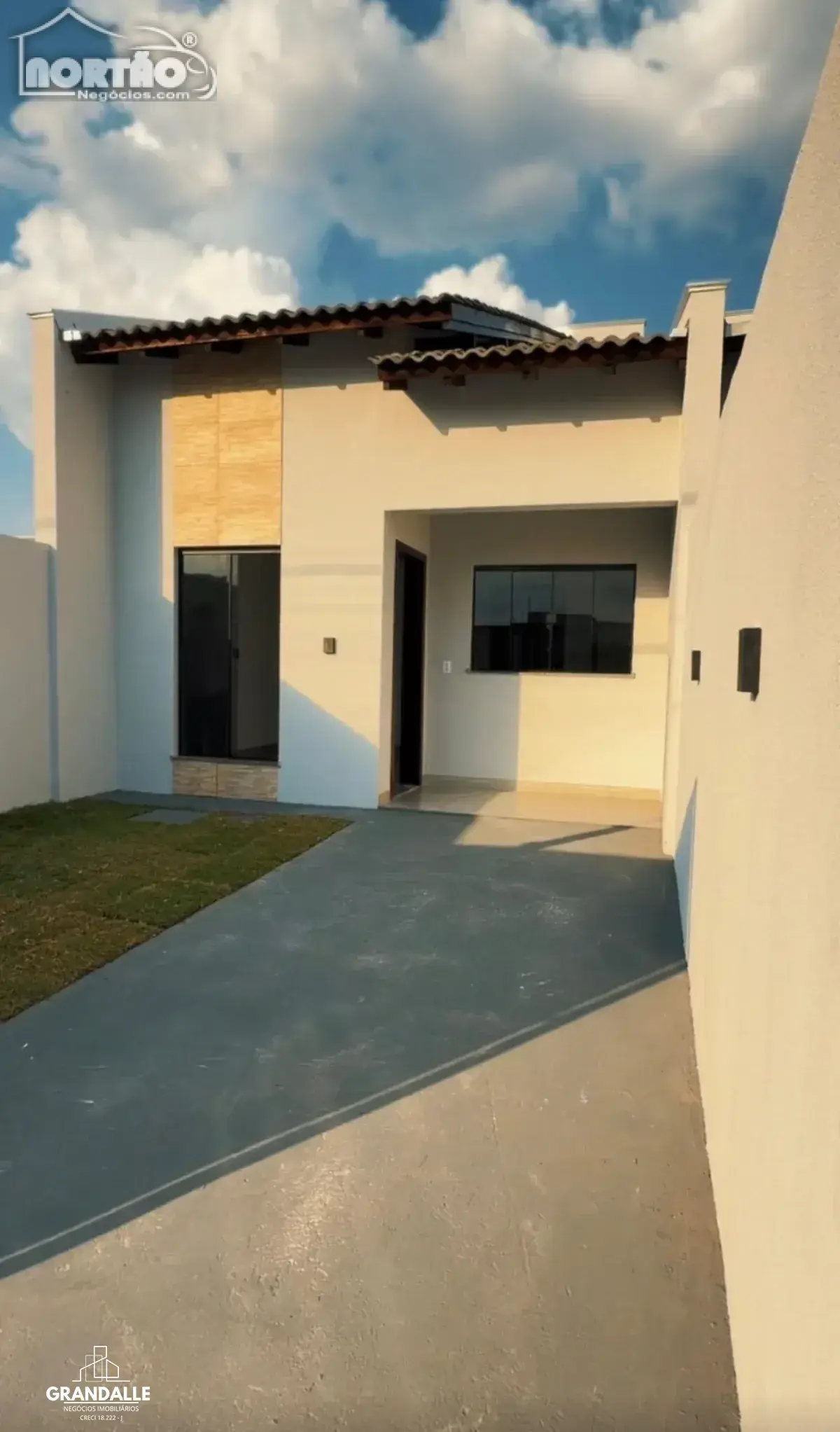 Casa, 3 quartos, 55 m² - Foto 1