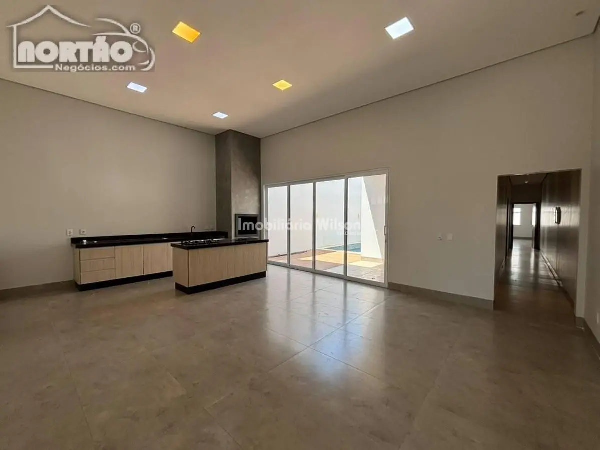 Casa, 3 quartos, 176 m² - Foto 3