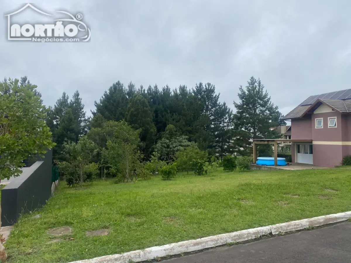 Terreno, 666 m² - Foto 1