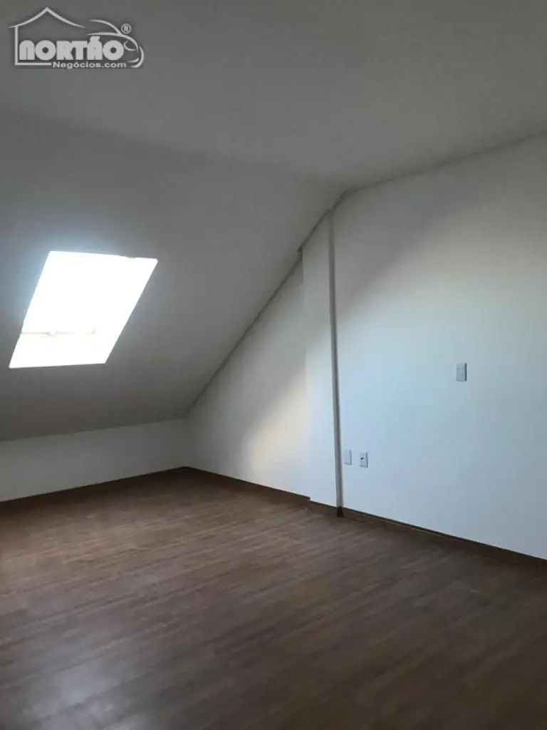Casa, 4 quartos, 128 m² - Foto 4