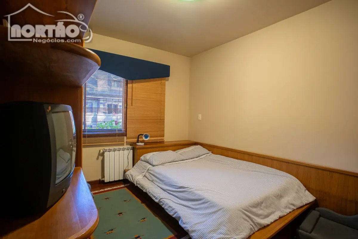 Casa, 4 quartos, 141 m² - Foto 9