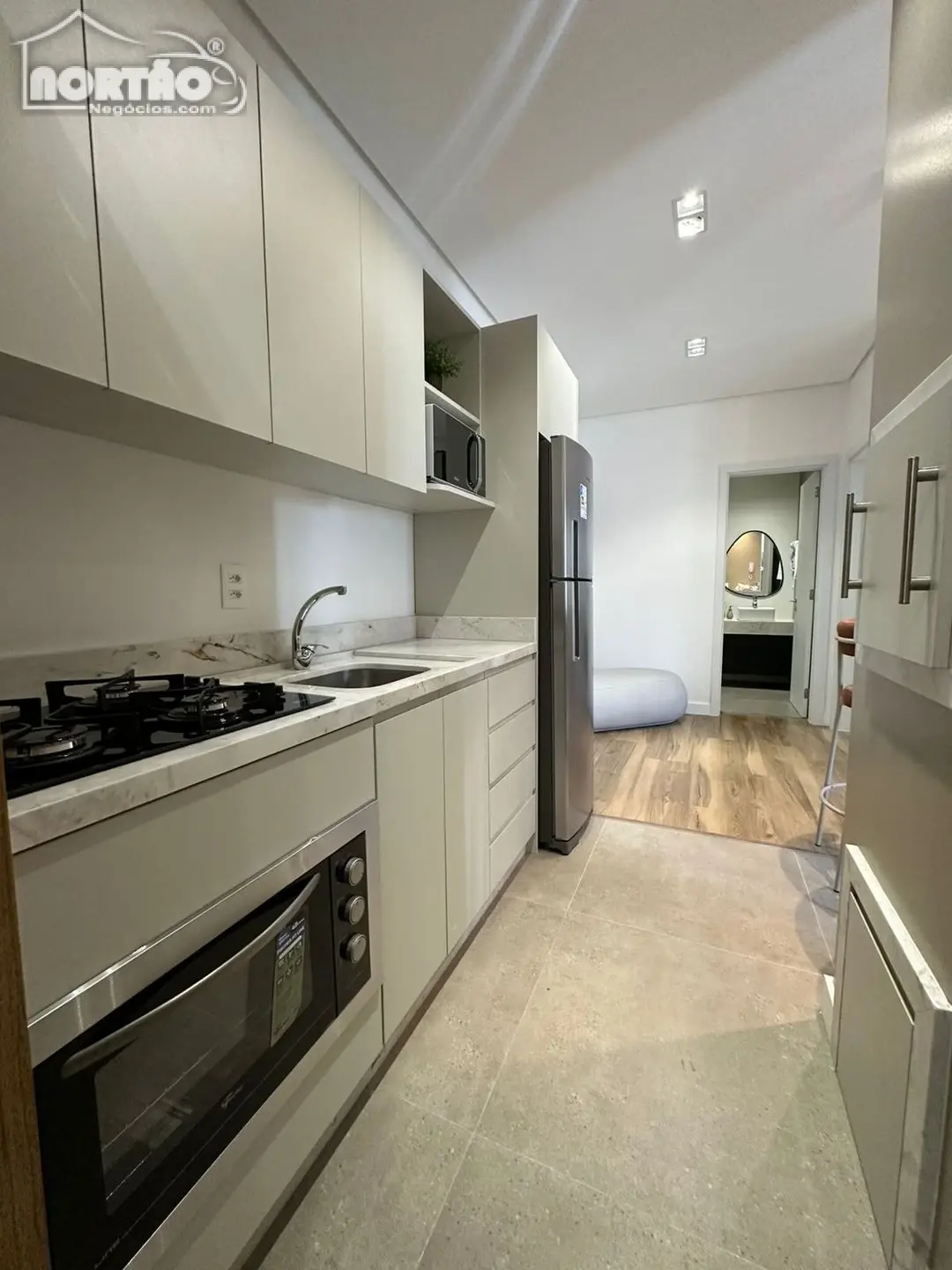 Casa, 1 quarto, 56 m² - Foto 1