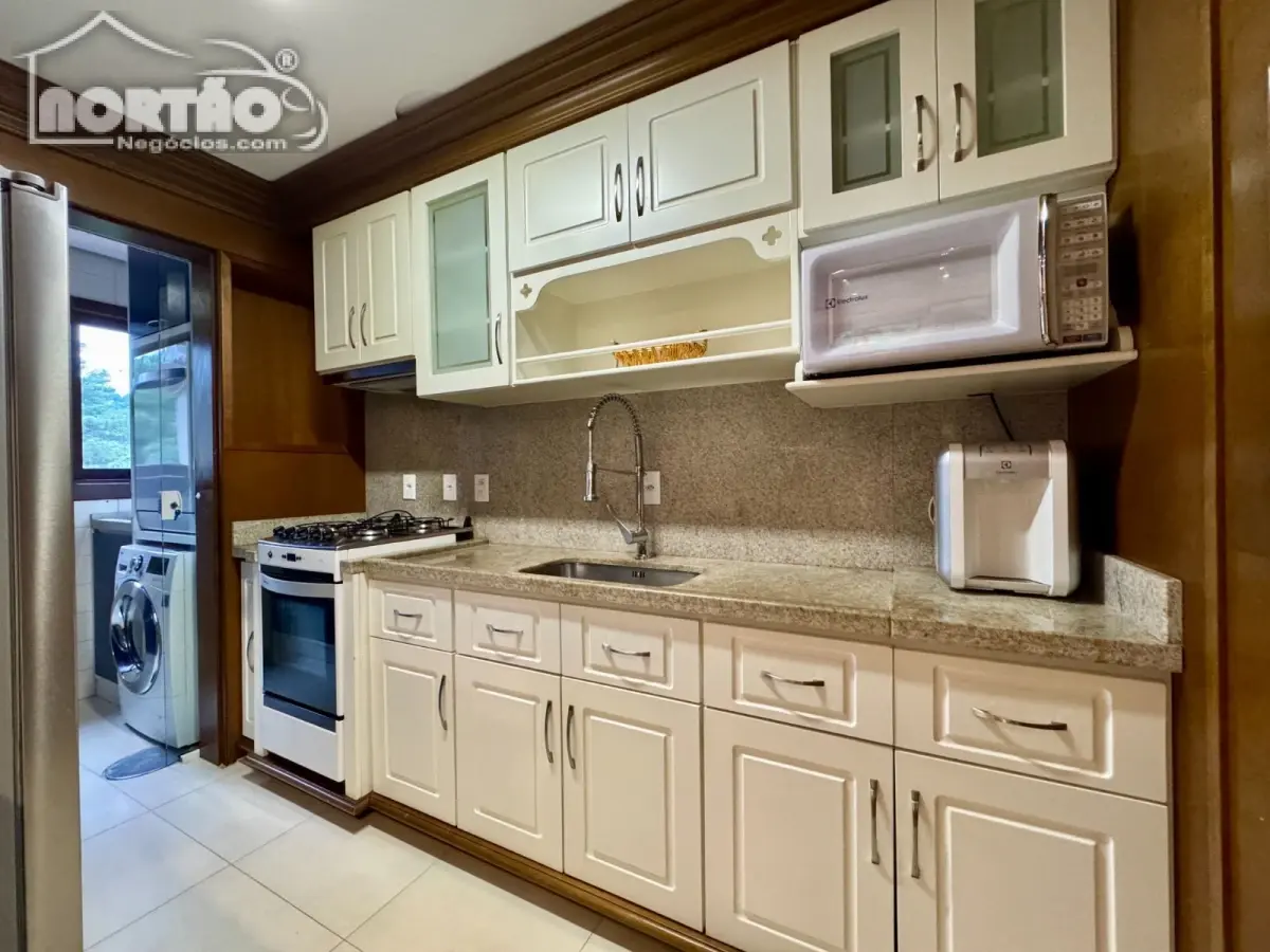 Casa, 3 quartos, 143 m² - Foto 6