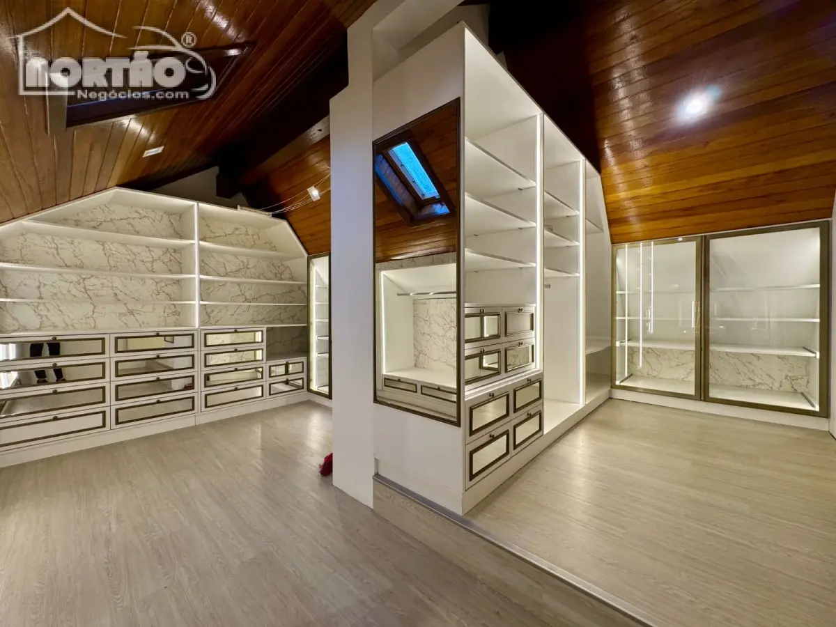 Casa, 3 quartos, 143 m² - Foto 8