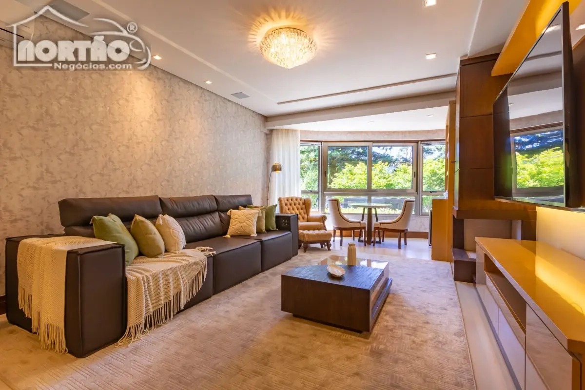 Casa, 3 quartos, 144 m² - Foto 3