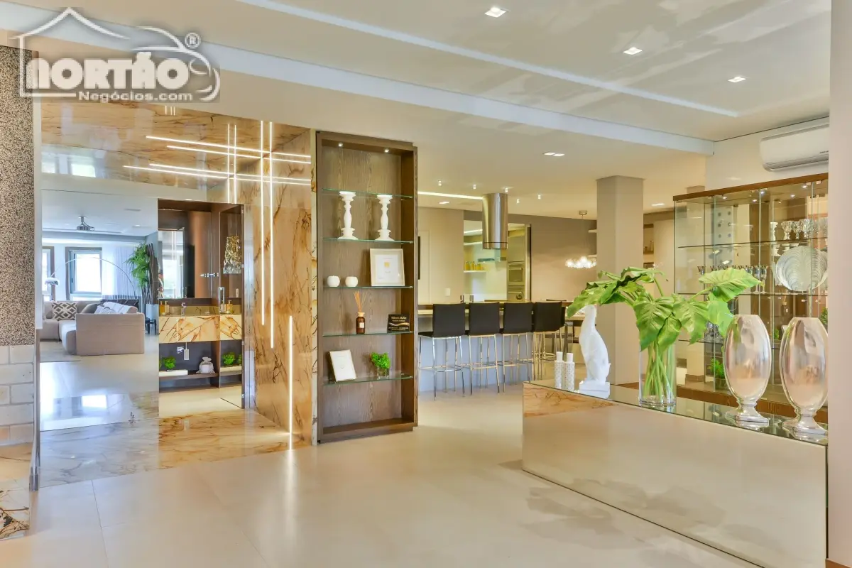 Casa, 5 quartos, 314 m² - Foto 10