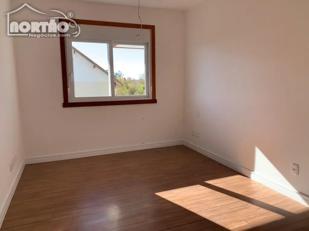 Casa, 2 quartos, 83 m² - Foto 4