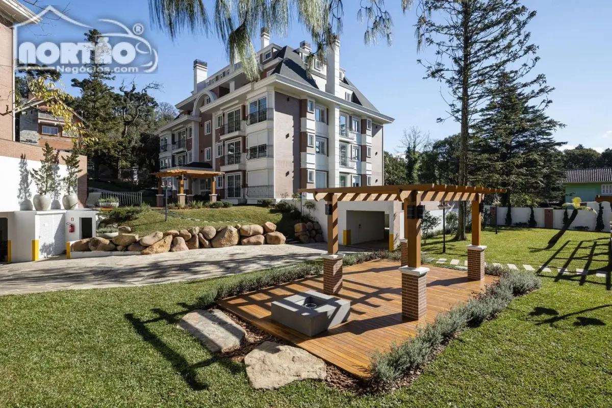 Casa, 3 quartos, 96 m² - Foto 1