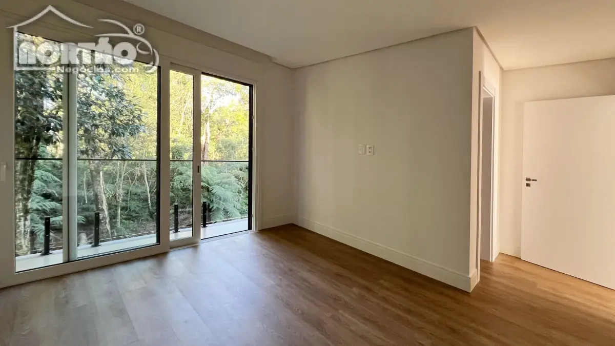 Casa, 3 quartos, 355 m² - Foto 6