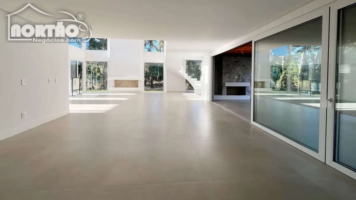 Casa, 3 quartos, 355 m² - Foto 10