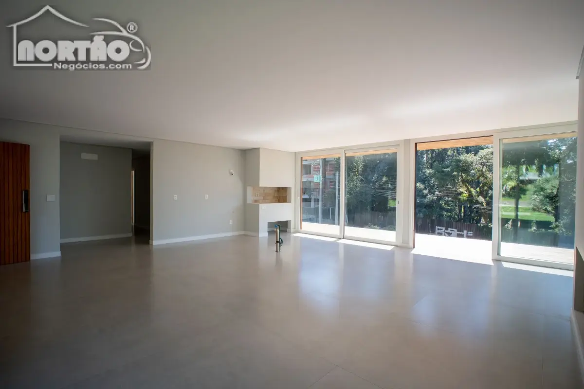 Casa, 3 quartos, 258 m² - Foto 5