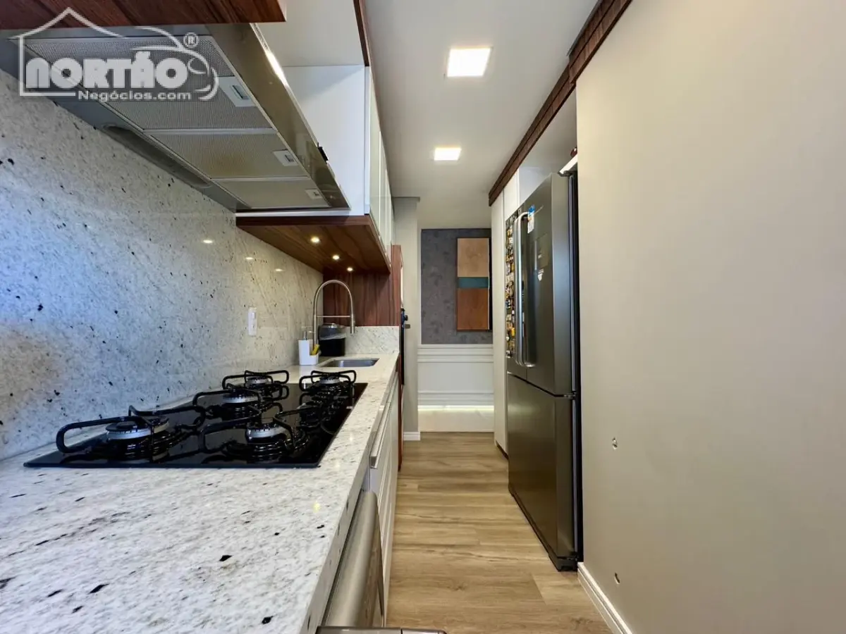 Casa, 3 quartos, 180 m² - Foto 9