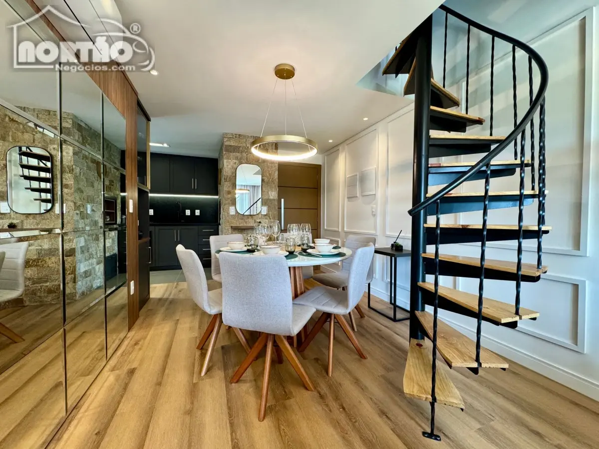Casa, 3 quartos, 88 m² - Foto 2
