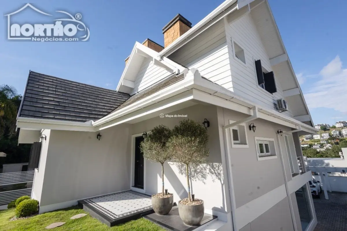 Casa, 4 quartos, 270 m² - Foto 5