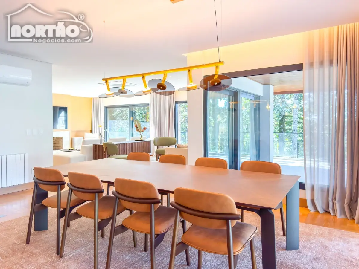 Casa, 4 quartos, 361 m² - Foto 6