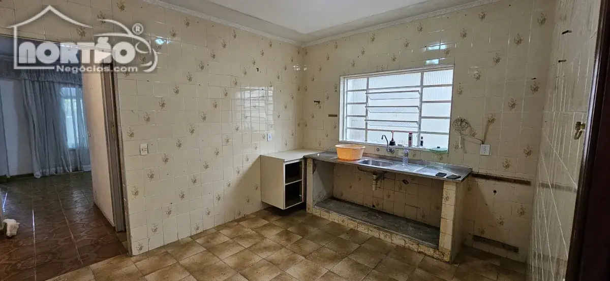 Casa, 4 quartos, 193 m² - Foto 7