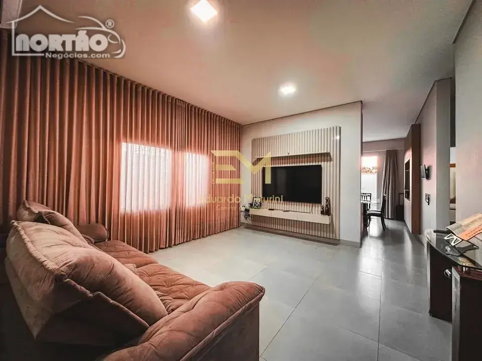 Casa, 3 quartos, 147 m² - Foto 4