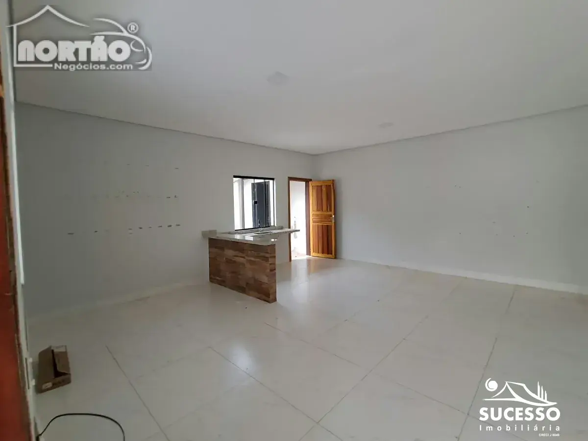 Casa, 3 quartos - Foto 2
