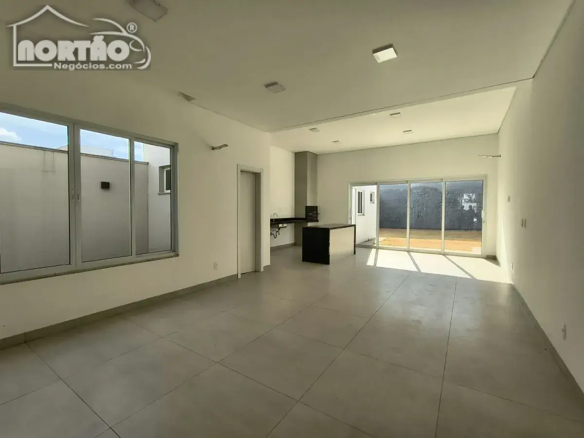 Casa, 2 quartos, 151 m² - Foto 9
