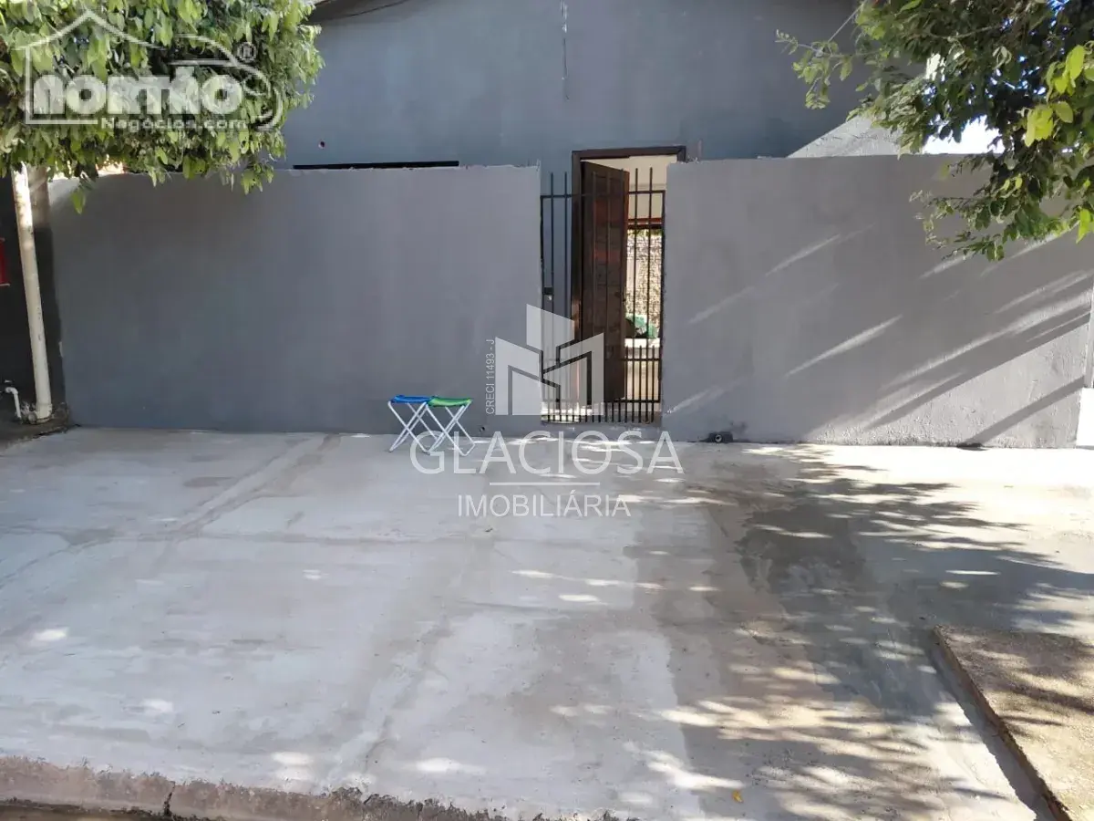 Casa, 3 quartos, 62 m² - Foto 2