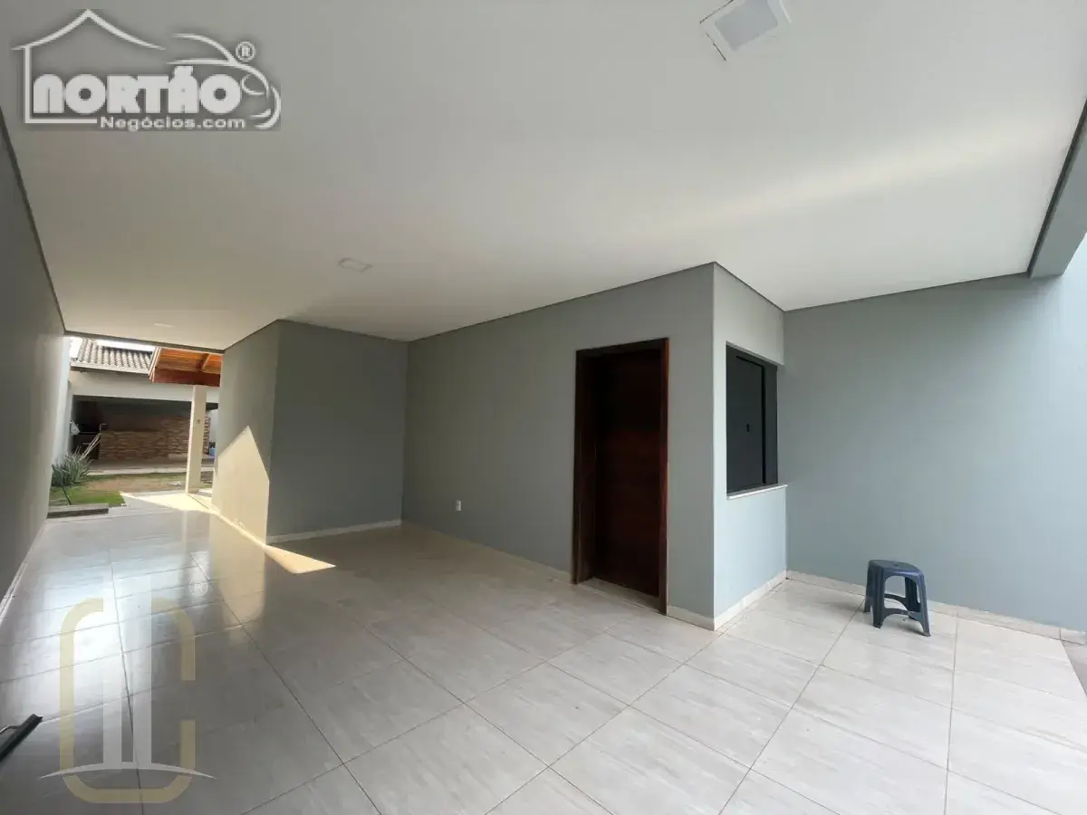 Casa, 4 quartos, 250 m² - Foto 3