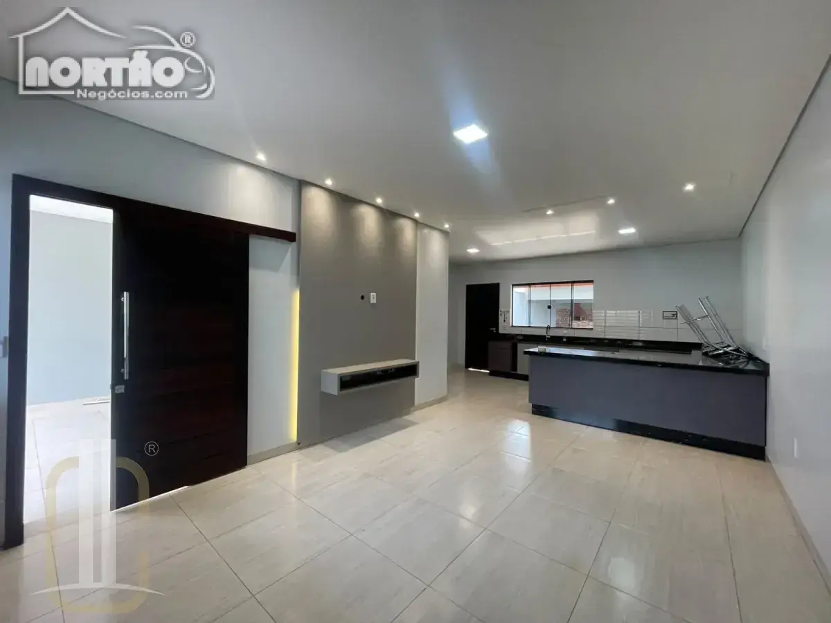 Casa, 4 quartos, 250 m² - Foto 4