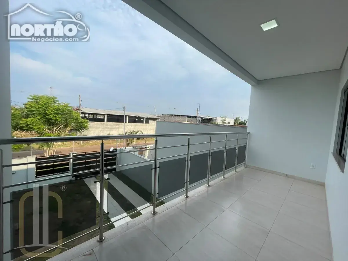 Casa, 4 quartos, 250 m² - Foto 10