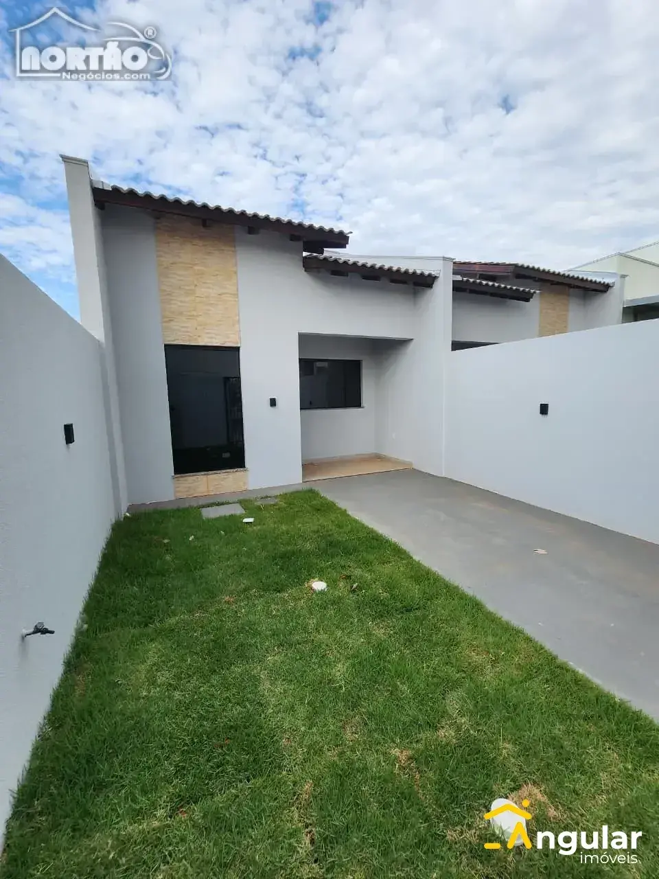 Casa, 3 quartos, 55 m² - Foto 1