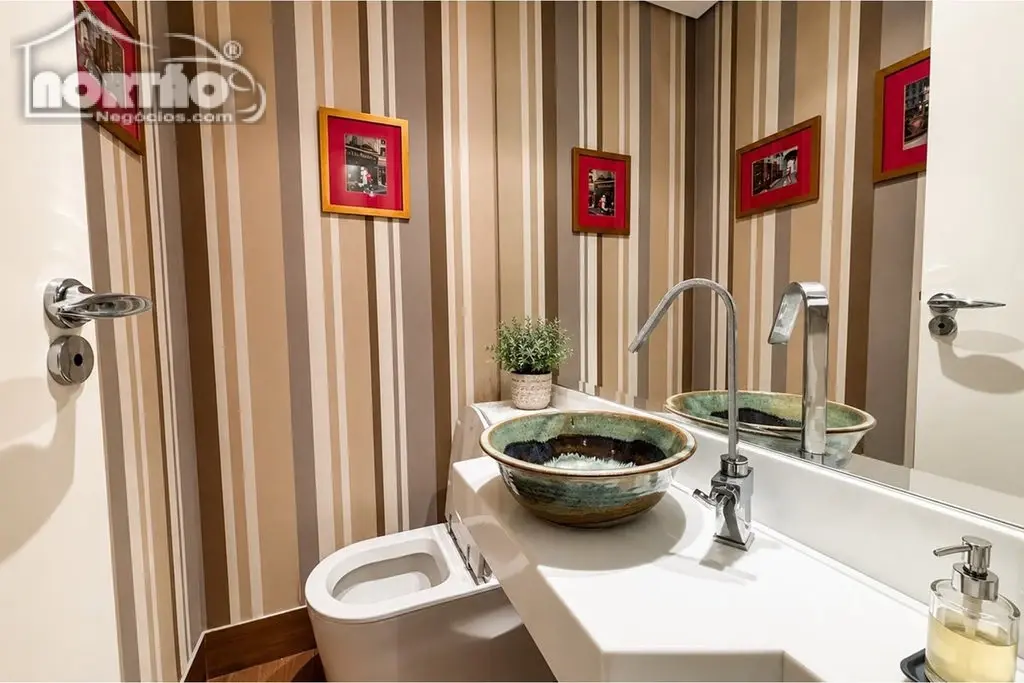 Casa, 3 quartos, 316 m² - Foto 2