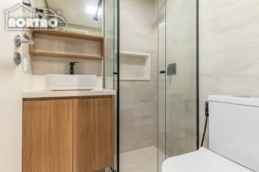 Casa, 4 quartos, 182 m² - Foto 2
