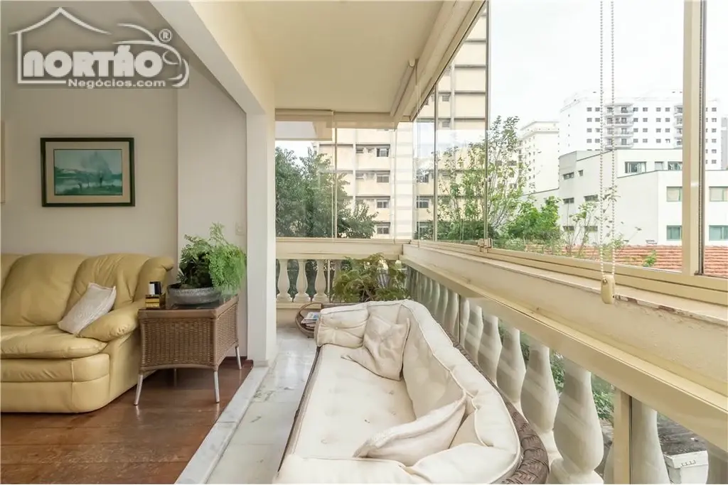 Casa, 4 quartos, 130 m² - Foto 1