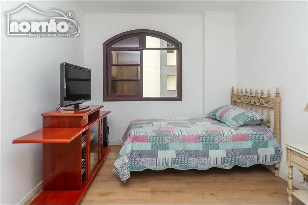 Casa, 4 quartos, 130 m² - Foto 3