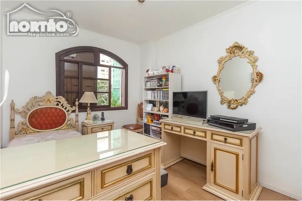 Casa, 4 quartos, 130 m² - Foto 5