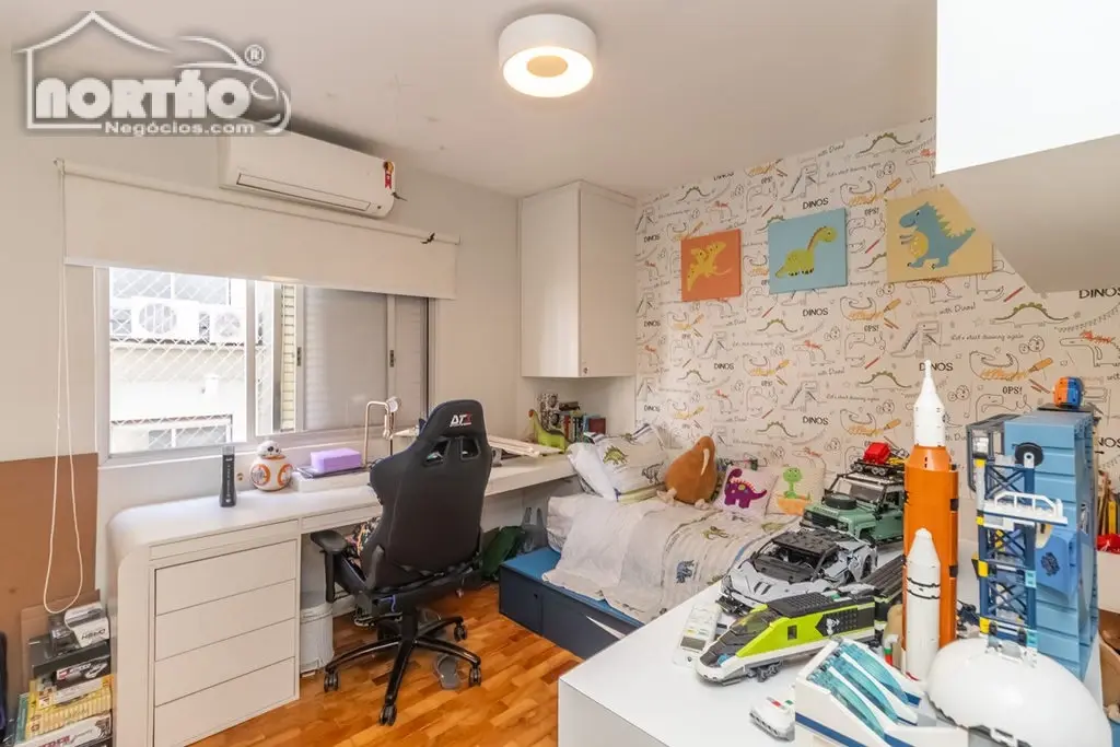 Casa, 4 quartos, 143 m² - Foto 9