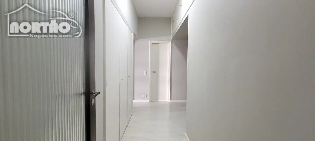Casa, 4 quartos, 250 m² - Foto 4