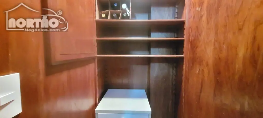 Casa, 4 quartos, 250 m² - Foto 8