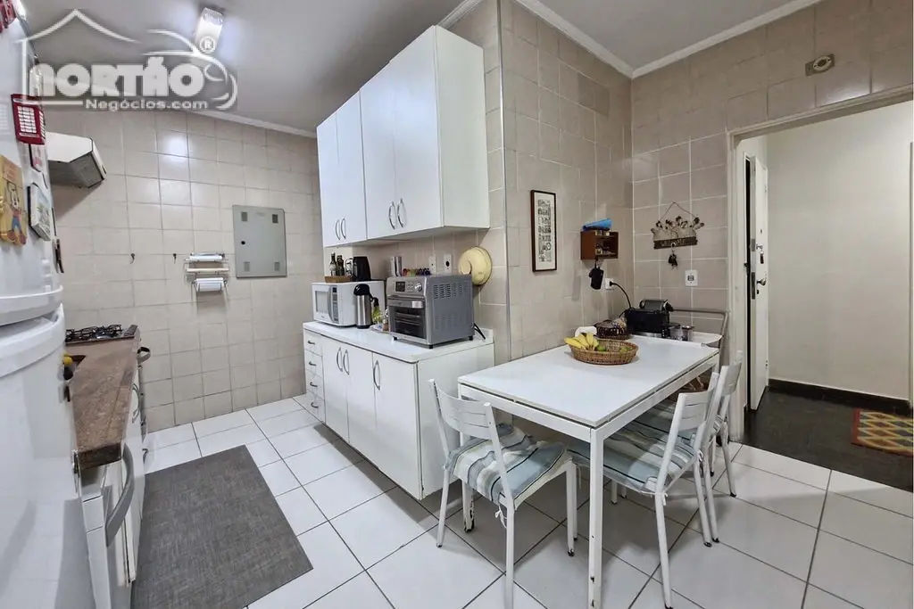 Casa, 3 quartos, 205 m² - Foto 7