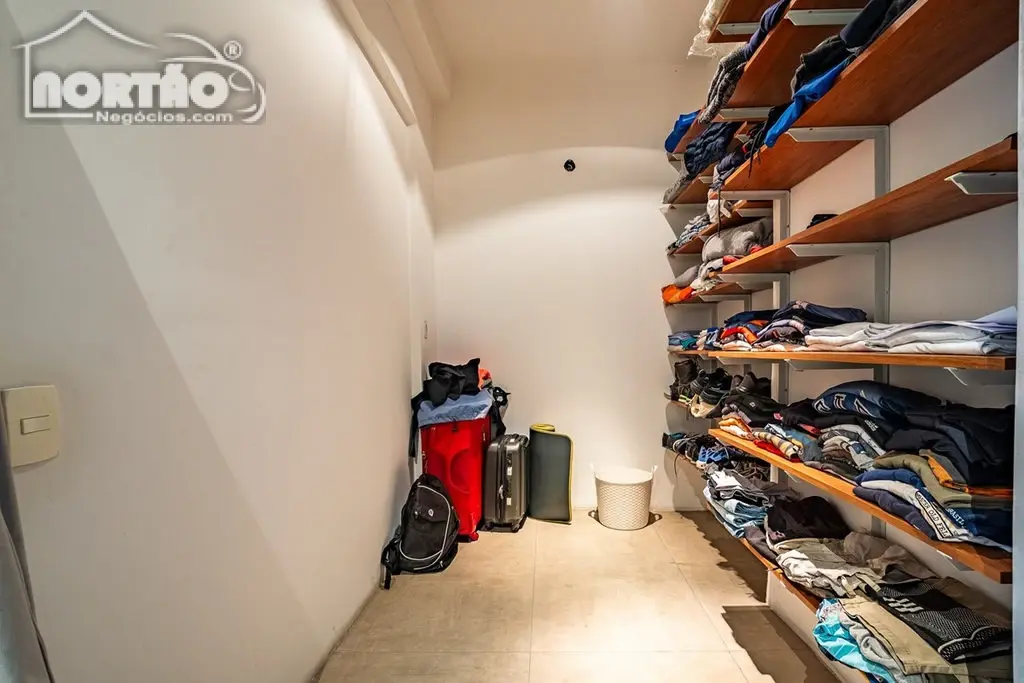 Casa, 1 quarto, 130 m² - Foto 3