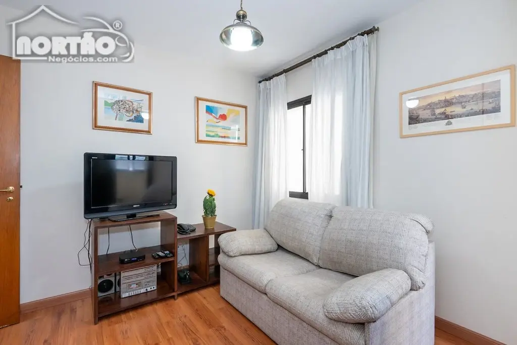 Casa, 3 quartos, 159 m² - Foto 2