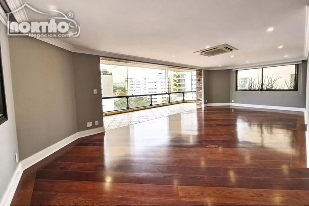 Casa, 4 quartos, 314 m² - Foto 1