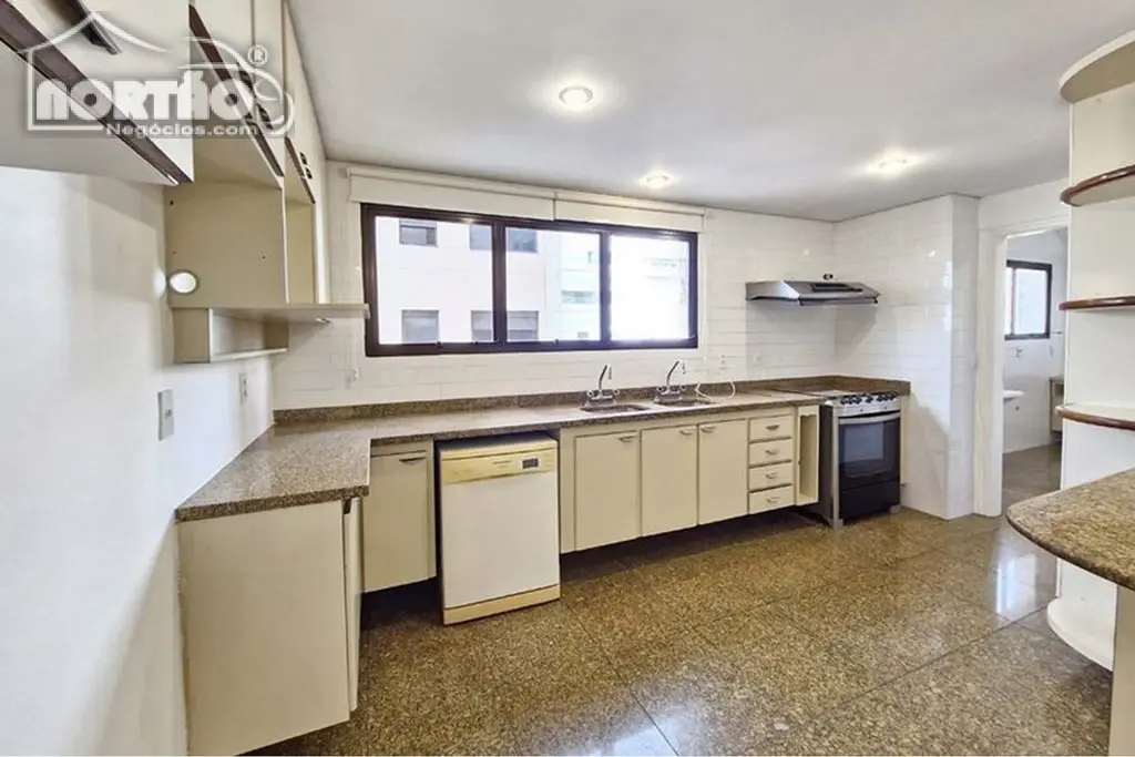 Casa, 4 quartos, 314 m² - Foto 10