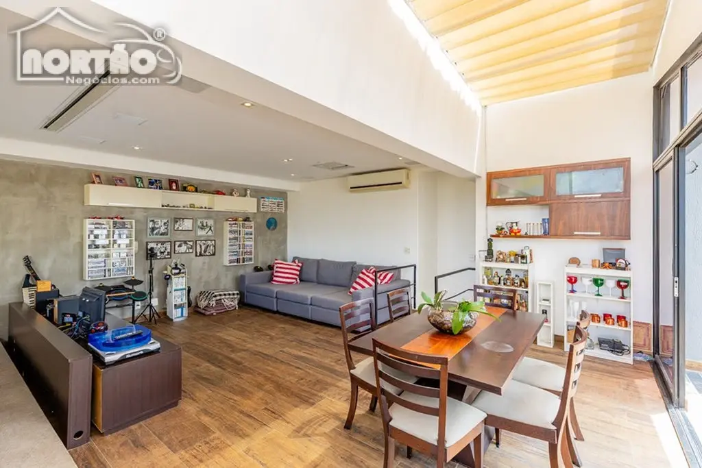 Casa, 2 quartos, 210 m² - Foto 6