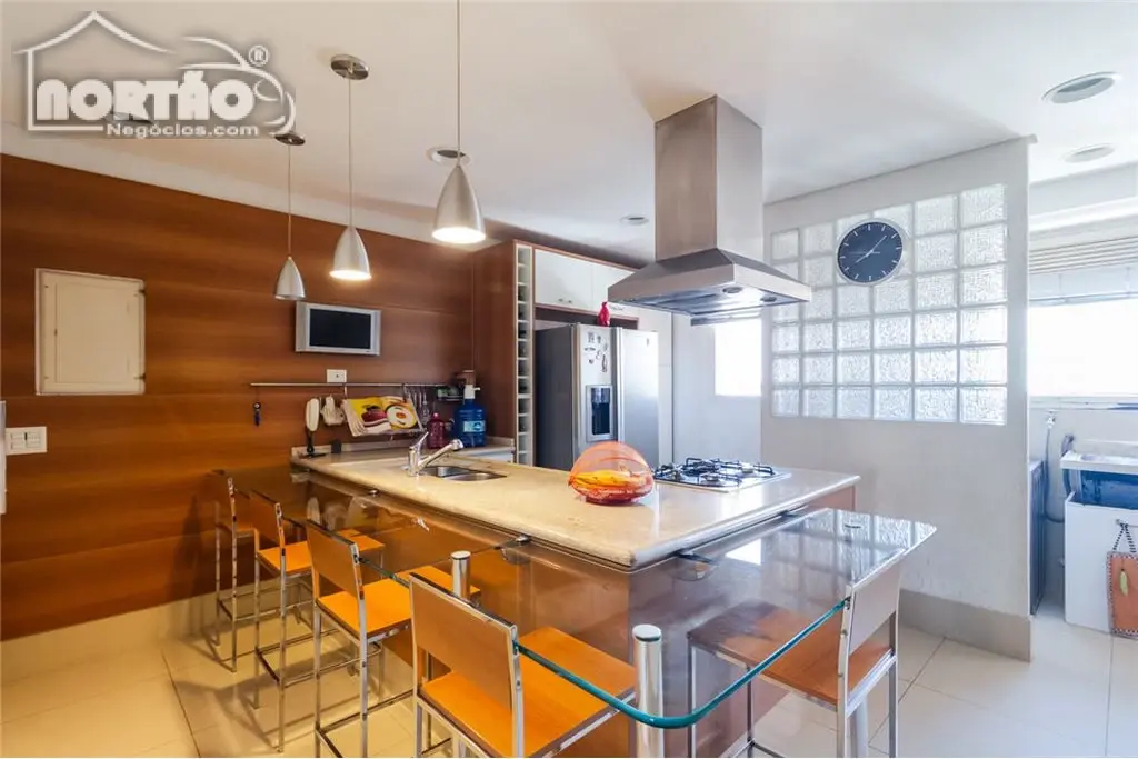 Casa, 3 quartos, 126 m² - Foto 1