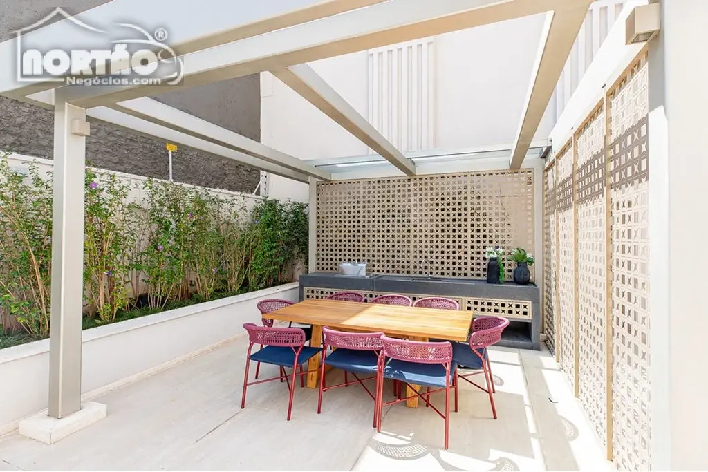 Casa, 1 quarto, 56 m² - Foto 2