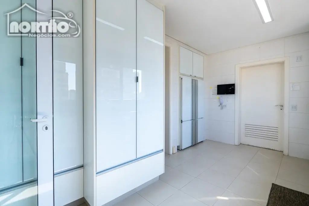 Casa, 3 quartos, 411 m² - Foto 7